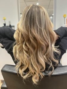 beautiful blonde brunette highlights lowlights